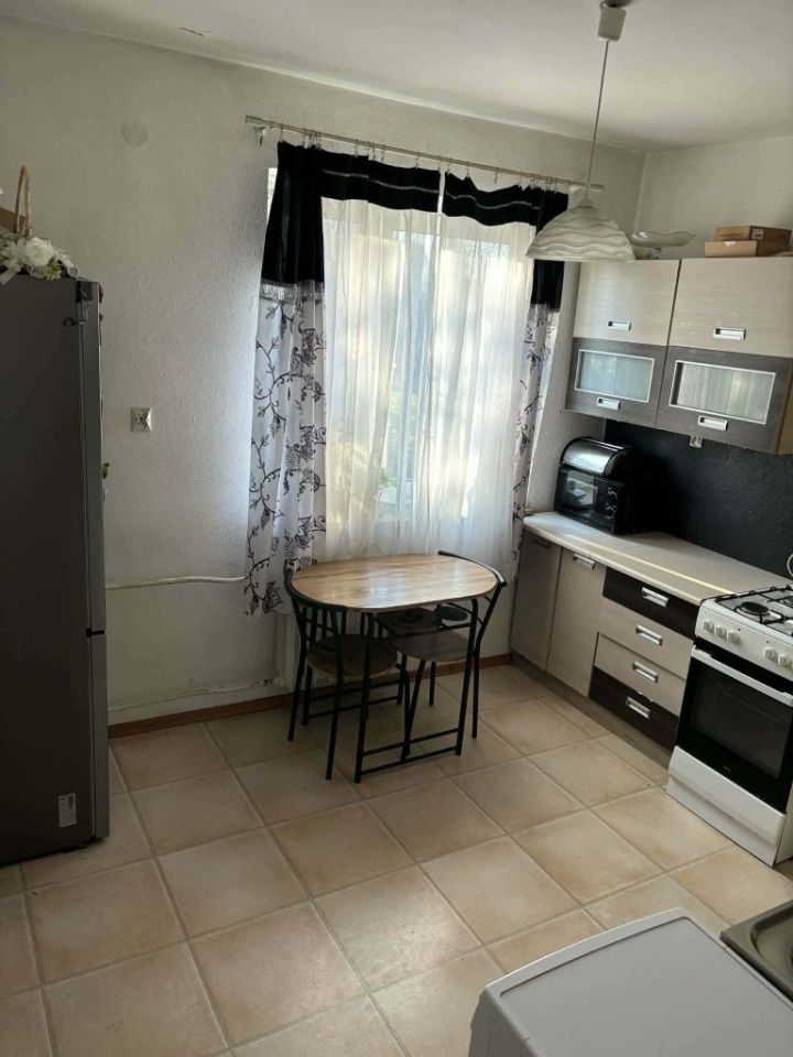 Mieszkanie 3-pokojowe Witkowice. Zdjęcie 3