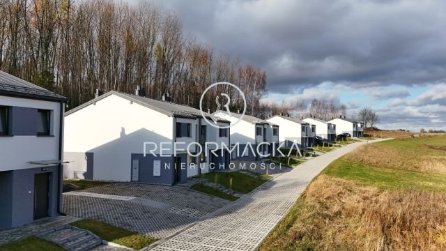 Mieszkanie 3-pokojowe Kielanówka. Zdjęcie 4