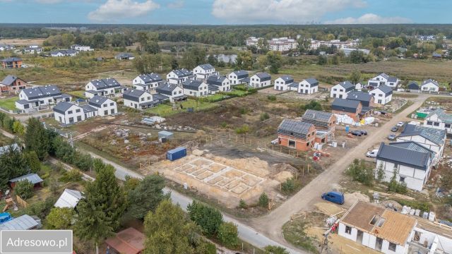 dom szeregowy, 4 pokoje Walendów, ul. Ogrody Walendów. Zdjęcie 1