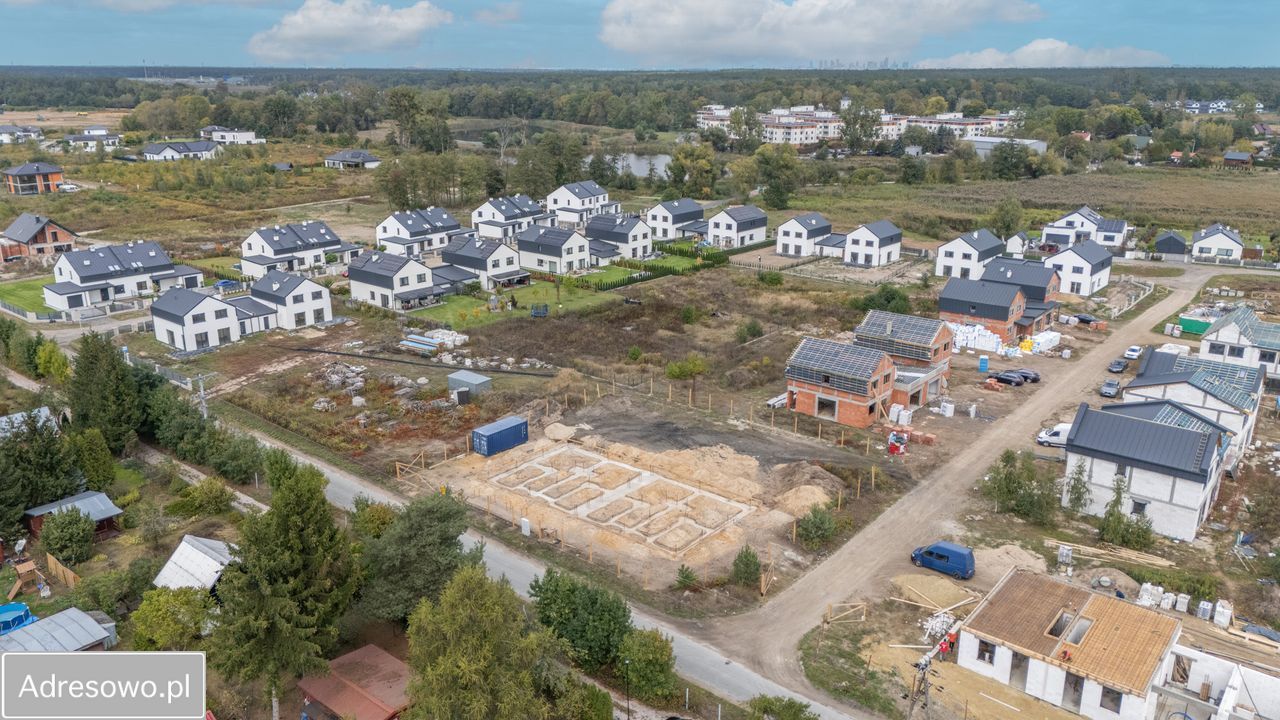 dom szeregowy, 4 pokoje Walendów, ul. Ogrody Walendów