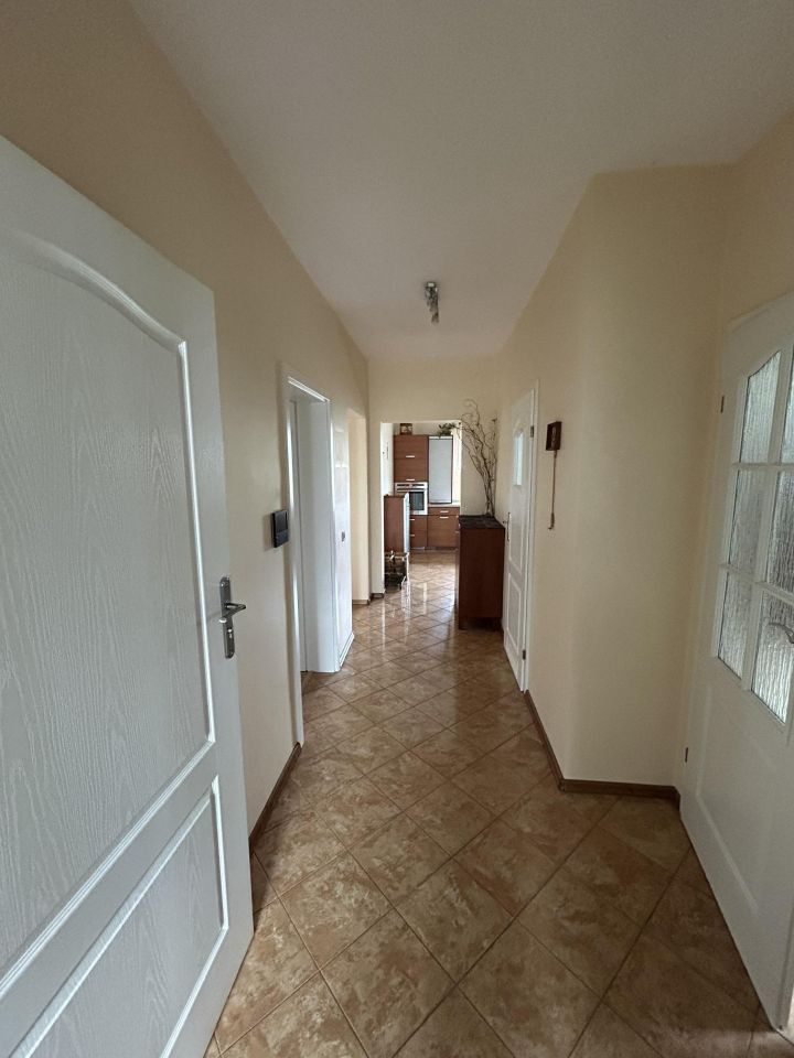 bliźniak, 8 pokoi Kielce Czarnów, ul. Hilarego Mali. Zdjęcie 10