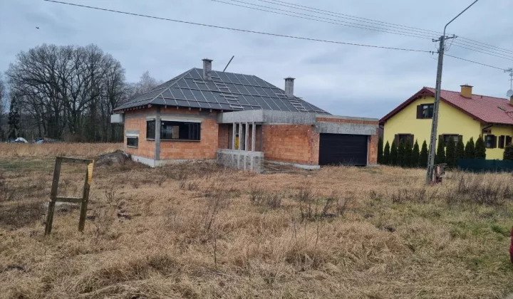 dom wolnostojący, 6 pokoi Dąbrowa Chełmińska, ul. Linie