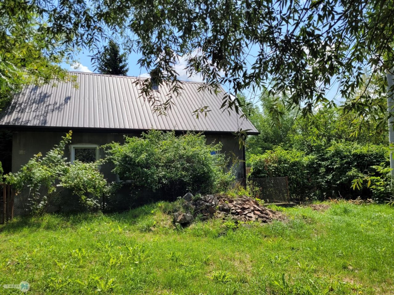 dom wolnostojący, 2 pokoje Działoszyce. Zdjęcie 17