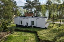 dom wolnostojący, 5 pokoi Chwaszczyno, ul. Cicha. Zdjęcie 1