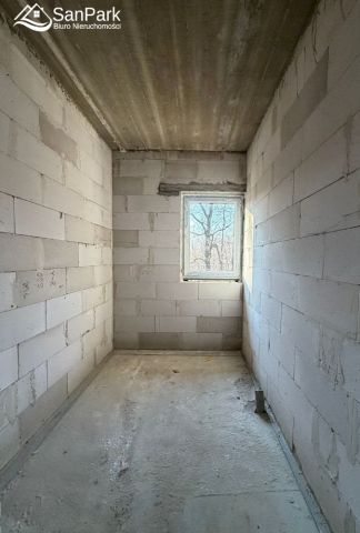 dom wolnostojący, 5 pokoi Sanoczek. Zdjęcie 9