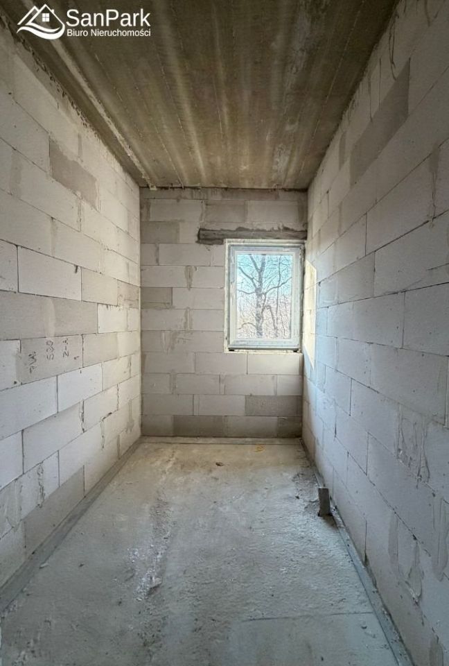 dom wolnostojący, 5 pokoi Sanoczek. Zdjęcie 9