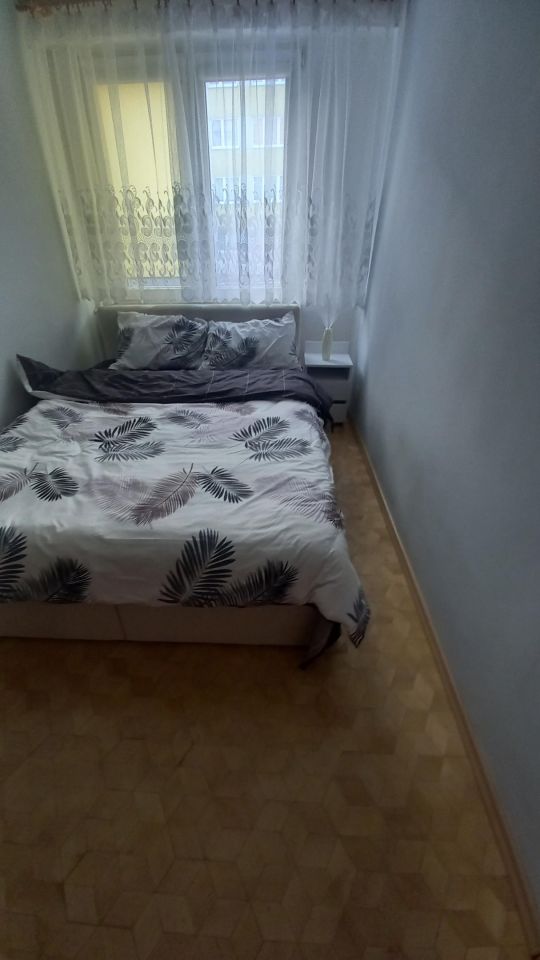 Mieszkanie 3-pokojowe Mrągowo Centrum, os. Brzozowe. Zdjęcie 3