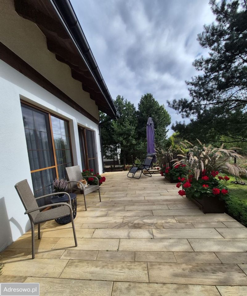 dom wolnostojący, 6 pokoi Rozalin. Zdjęcie 8