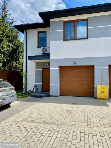 bliźniak, 4 pokoje Kobyłka, ul. Długa. Zdjęcie 1