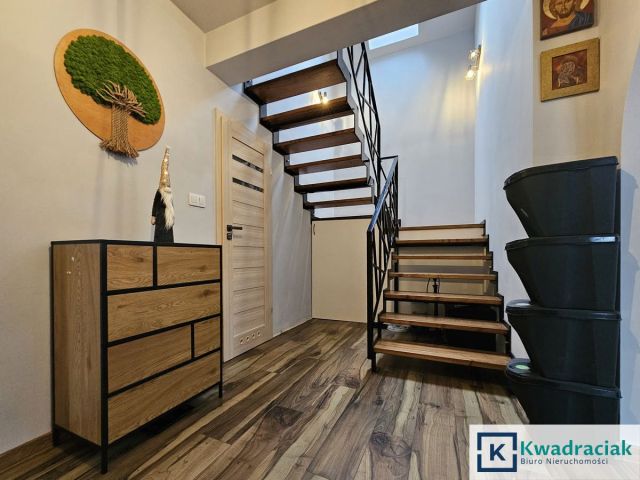 dom wolnostojący, 4 pokoje Jasło Warzyce. Zdjęcie 13