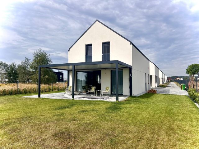 dom wolnostojący, 5 pokoi Morawica. Zdjęcie 1