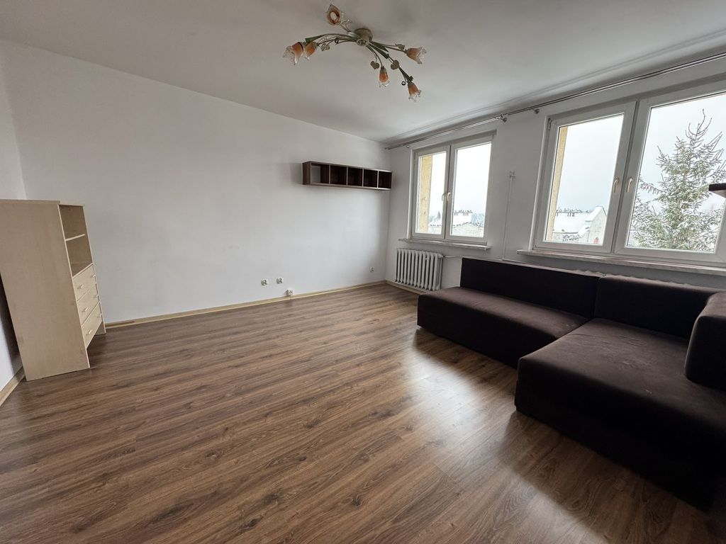 Mieszkanie 3-pokojowe Kłodzko, ul. Objazdowa. Zdjęcie 2