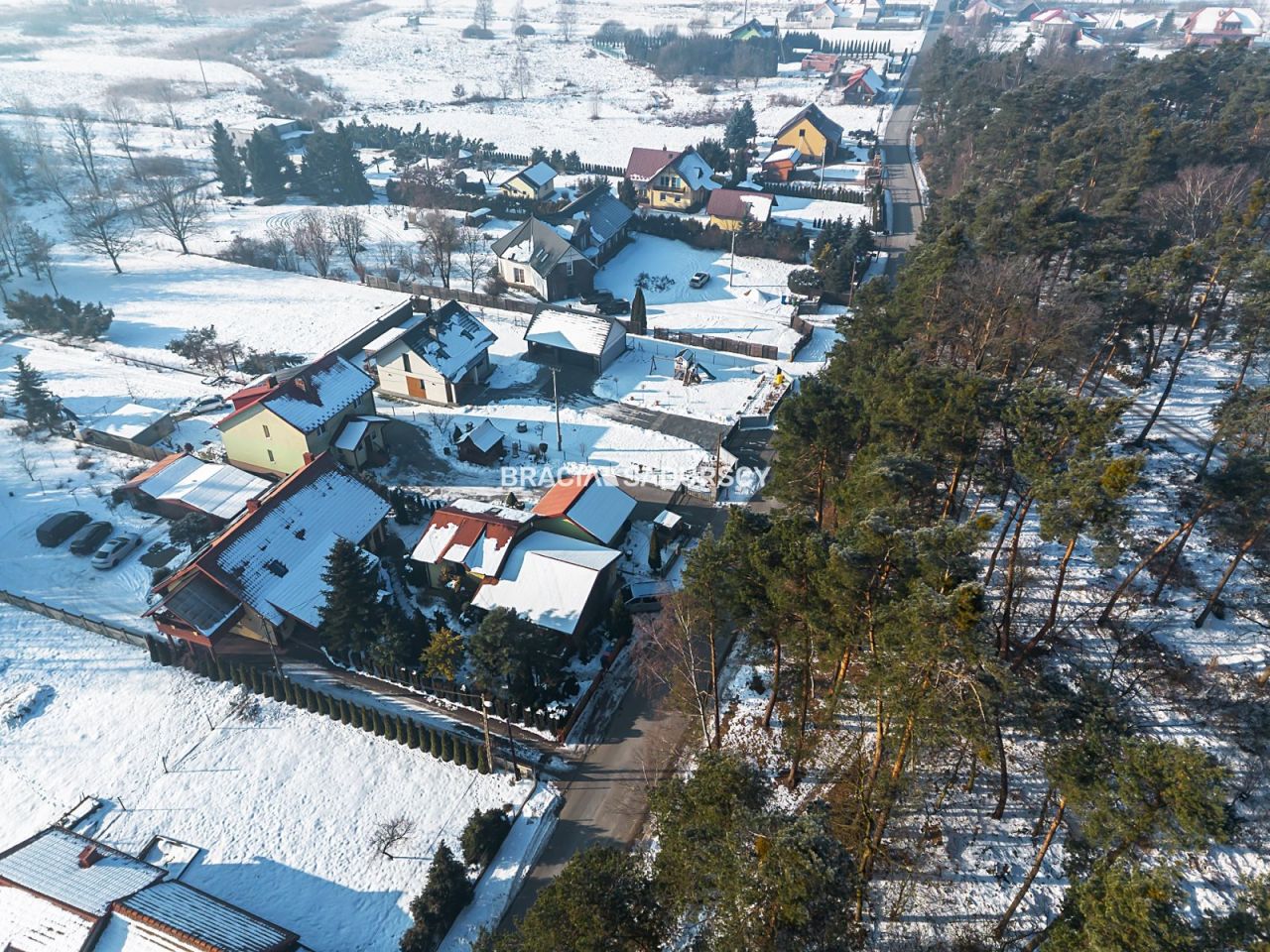 dom wolnostojący, 10 pokoi Brzezie. Zdjęcie 19