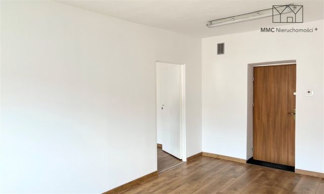 Lokal Chorzów Batory, pl. Stefana Batorego. Zdjęcie 4