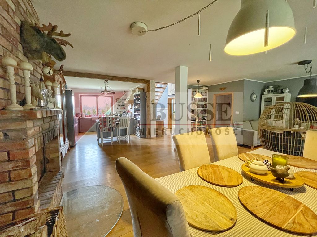 dom wolnostojący, 7 pokoi Trzeszczyn. Zdjęcie 9