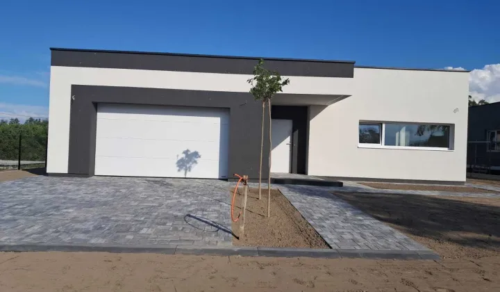 dom wolnostojący, 3 pokoje Taczów