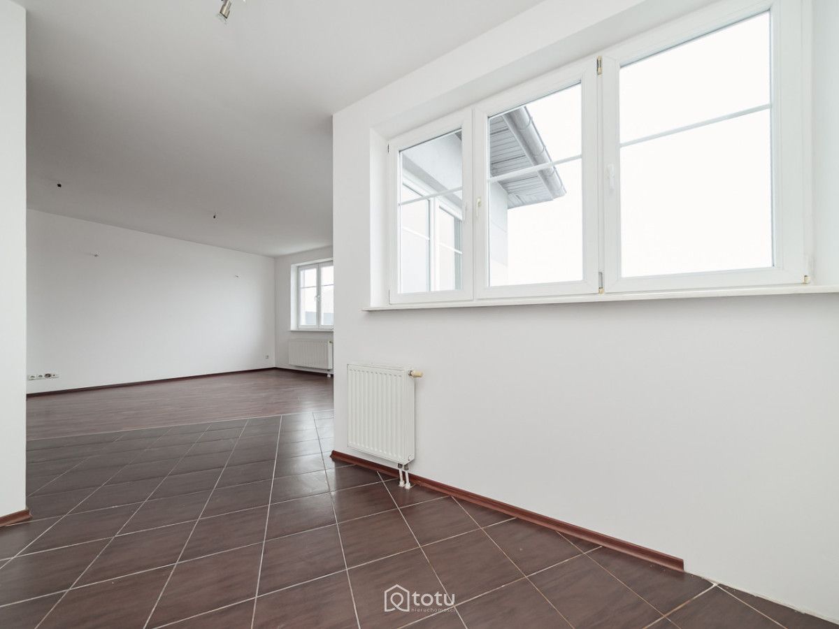 Mieszkanie 3-pokojowe Parzniew, ul. Działkowa. Zdjęcie 5