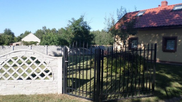 dom wolnostojący Cieszęcin. Zdjęcie 1