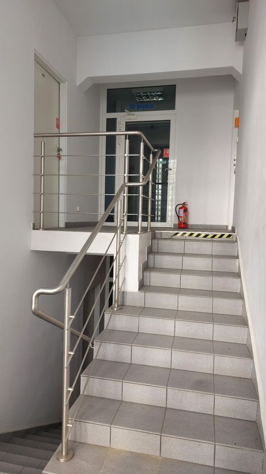 Biuro Jelenia Góra, ul. Krakowska. Zdjęcie 19