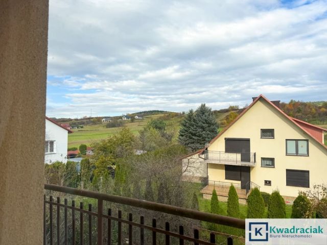 dom wolnostojący, 5 pokoi Bieździedza. Zdjęcie 16