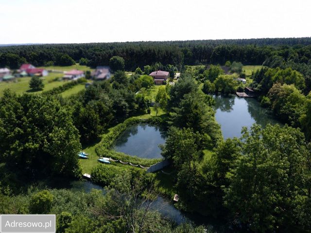 dom wolnostojący, 10 pokoi Łąki. Zdjęcie 1