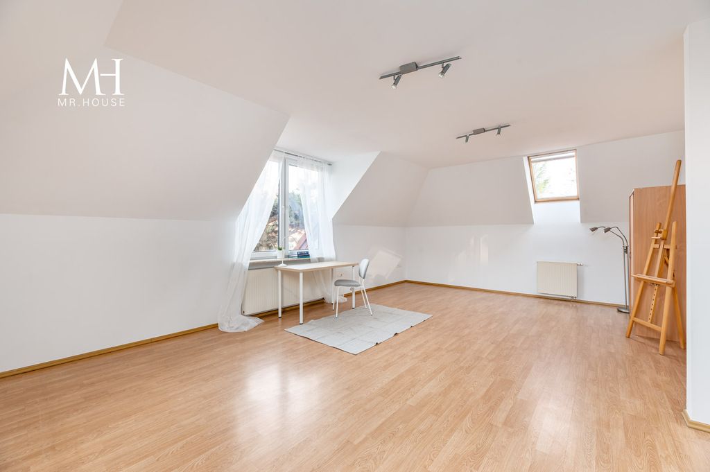 dom wolnostojący, 5 pokoi Łódź Julianów. Zdjęcie 8