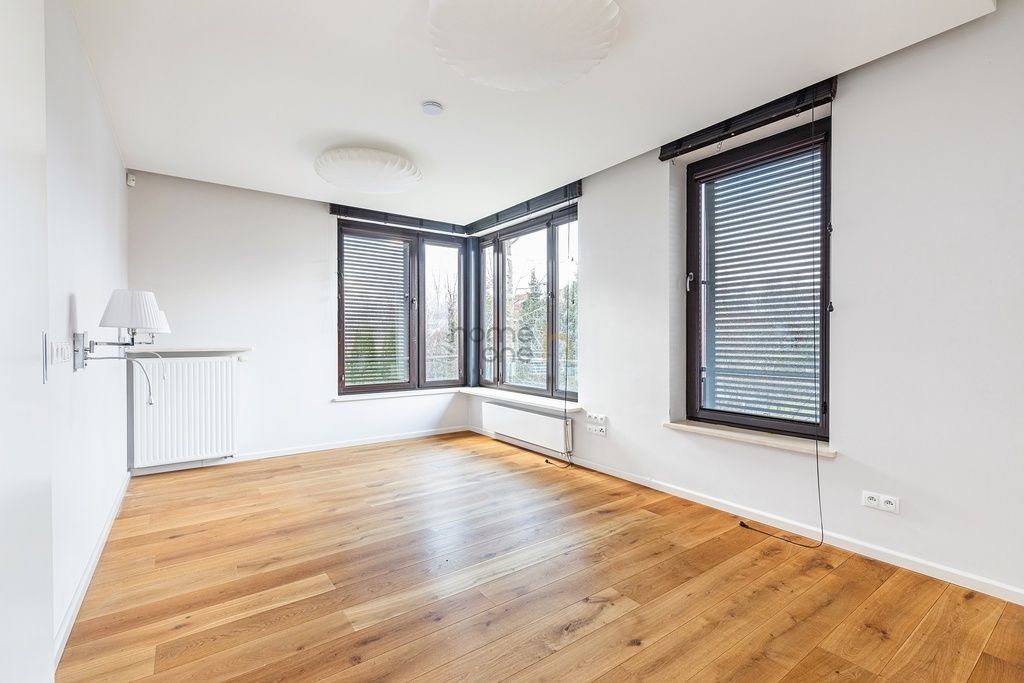 bliźniak, 6 pokoi Konstancin-Jeziorna. Zdjęcie 10