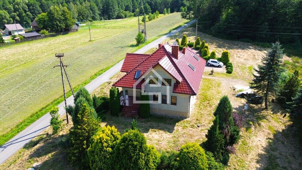 dom wolnostojący, 6 pokoi Lipnica Górna. Zdjęcie 2