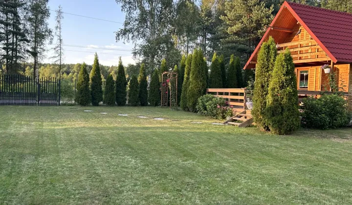 dom wolnostojący, 3 pokoje Hutki