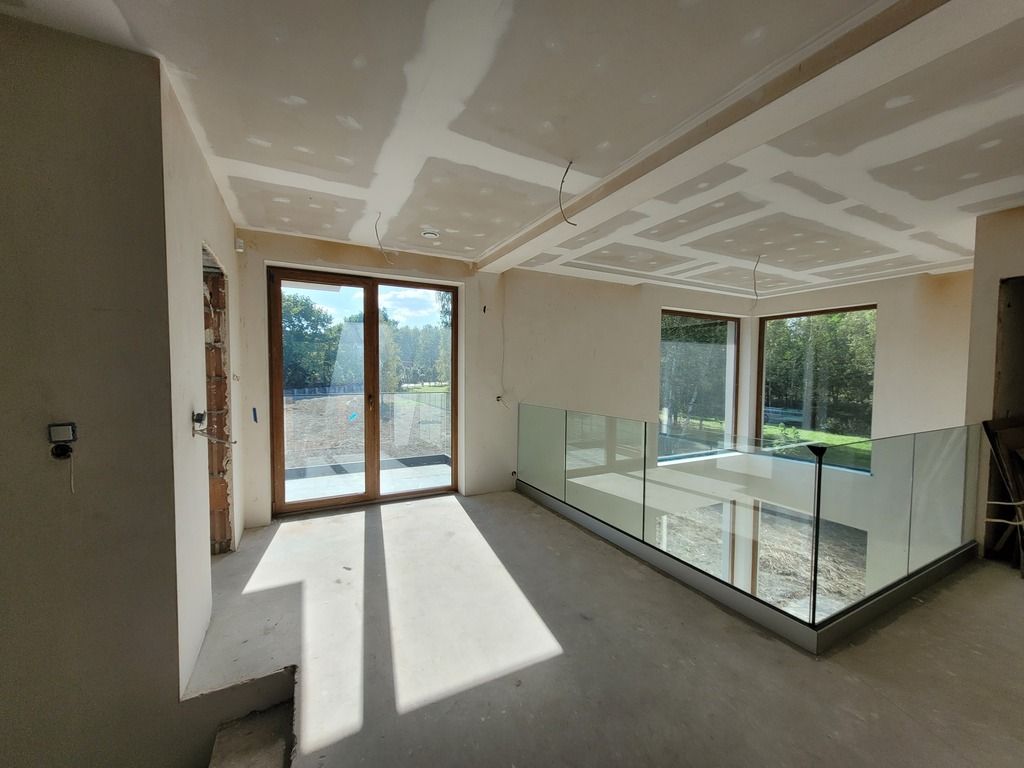 dom wolnostojący, 5 pokoi Złotokłos. Zdjęcie 17