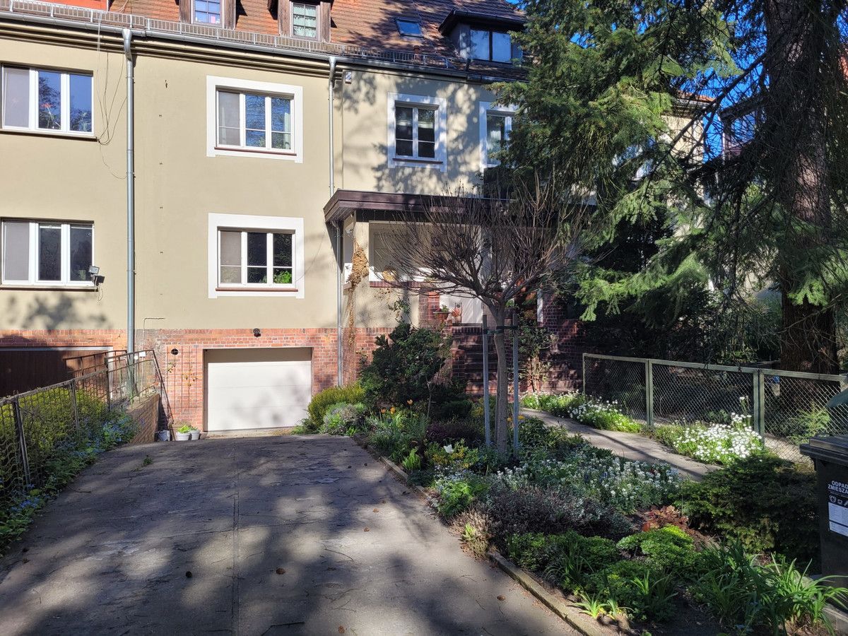 dom szeregowy, 5 pokoi Wrocław Śródmieście, ul. Samuela Dicksteina. Zdjęcie 2