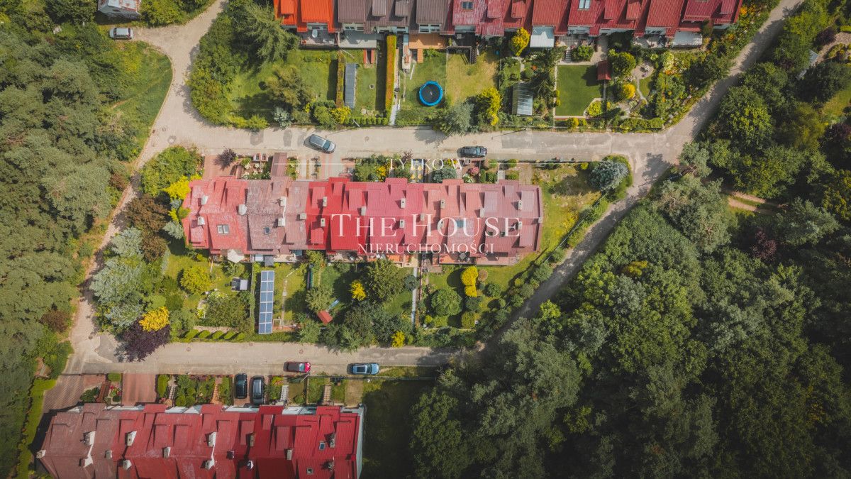 dom szeregowy, 5 pokoi Gdynia Dąbrowa, ul. Szafranowa. Zdjęcie 2