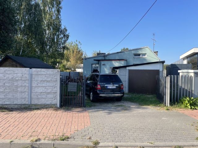 dom szeregowy Częstochowa Tysiąclecie. Zdjęcie 1