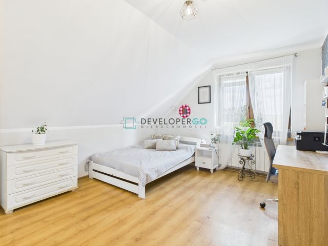 dom wolnostojący, 5 pokoi Złotoria. Zdjęcie 12