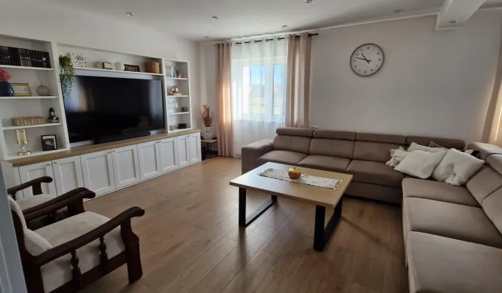 dom wolnostojący, 4 pokoje Kuniów