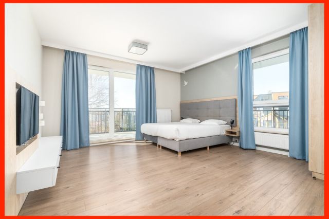 Mieszkanie 4-pokojowe Międzyzdroje, ul. Nowomyśliwska. Zdjęcie 1