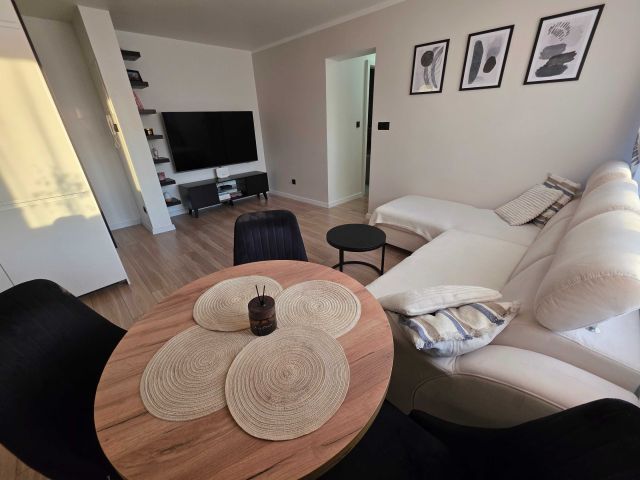 Mieszkanie 3-pokojowe Żary, ul. Męczenników Oświęcimskich. Zdjęcie 1