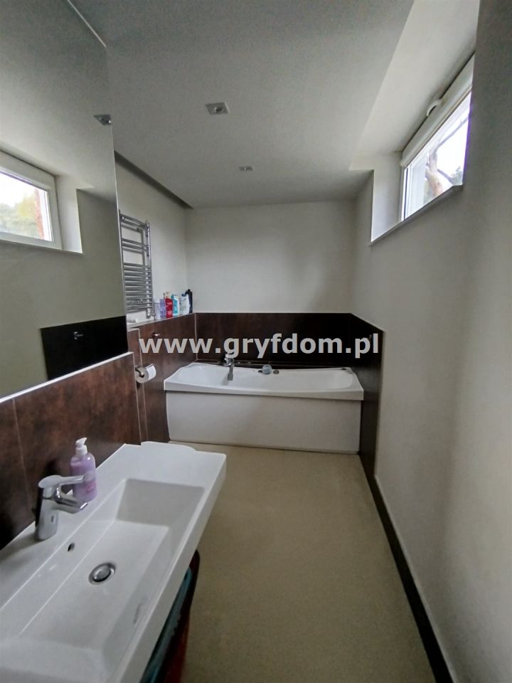 dom wolnostojący, 8 pokoi Pogorzelica. Zdjęcie 14