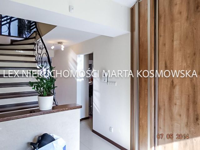 dom wolnostojący, 5 pokoi Raszyn. Zdjęcie 3