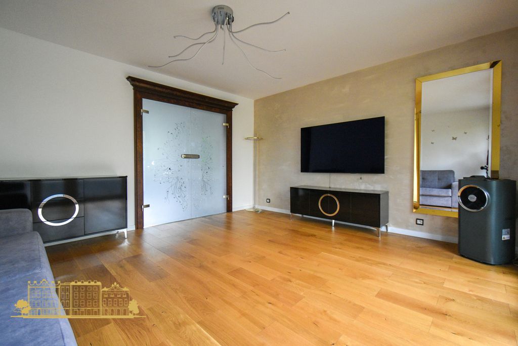 Mieszkanie 2-pokojowe Kraków Bieżanów, ul. Heleny. Zdjęcie 2