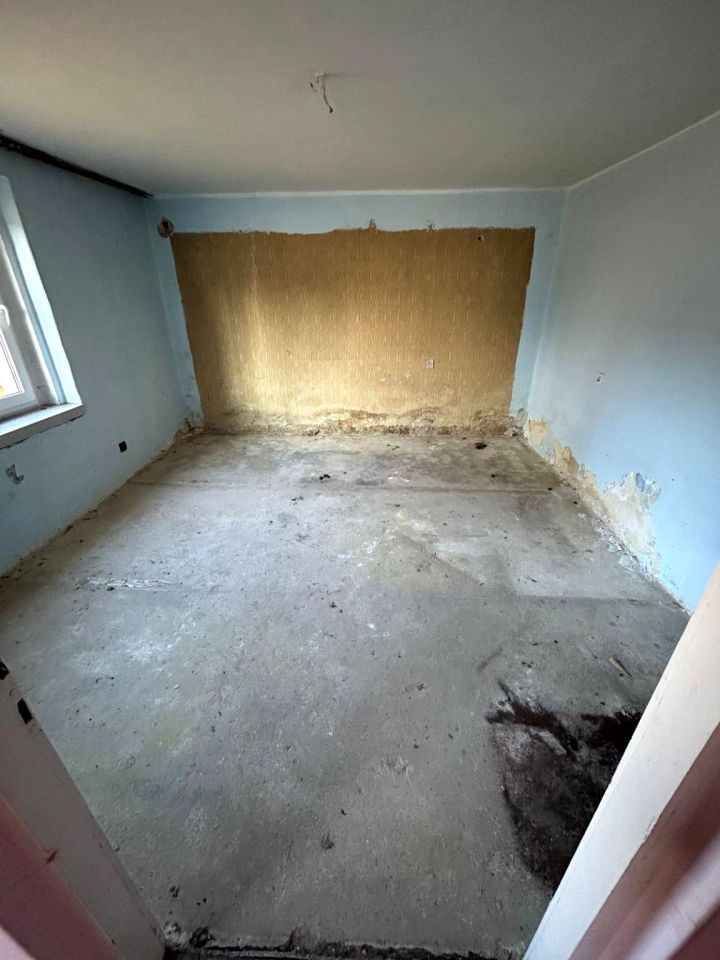 dom wolnostojący, 2 pokoje Ładza. Zdjęcie 2