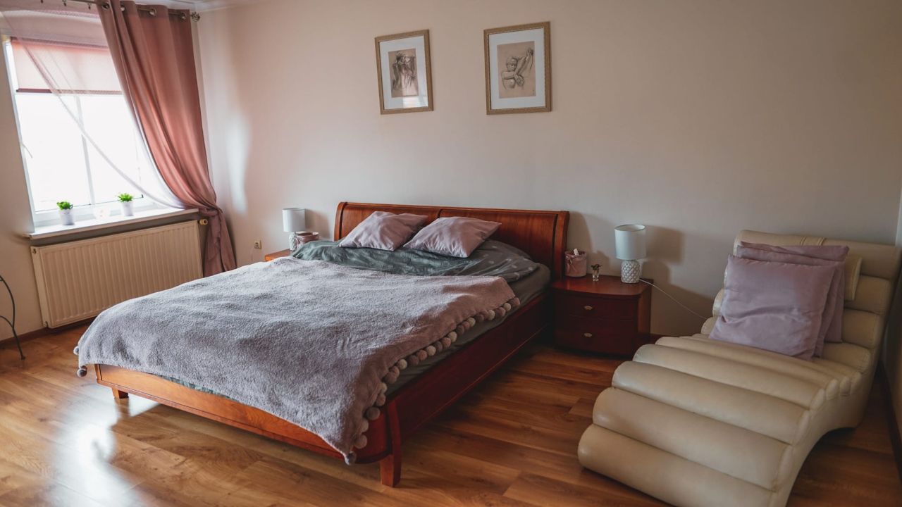 dom wolnostojący, 5 pokoi Jelenia Góra Centrum, ul. Jana Kochanowskiego. Zdjęcie 14