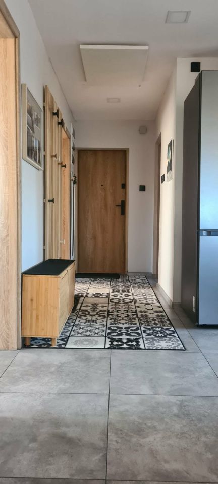 Mieszkanie 3-pokojowe Kluczowa. Zdjęcie 4