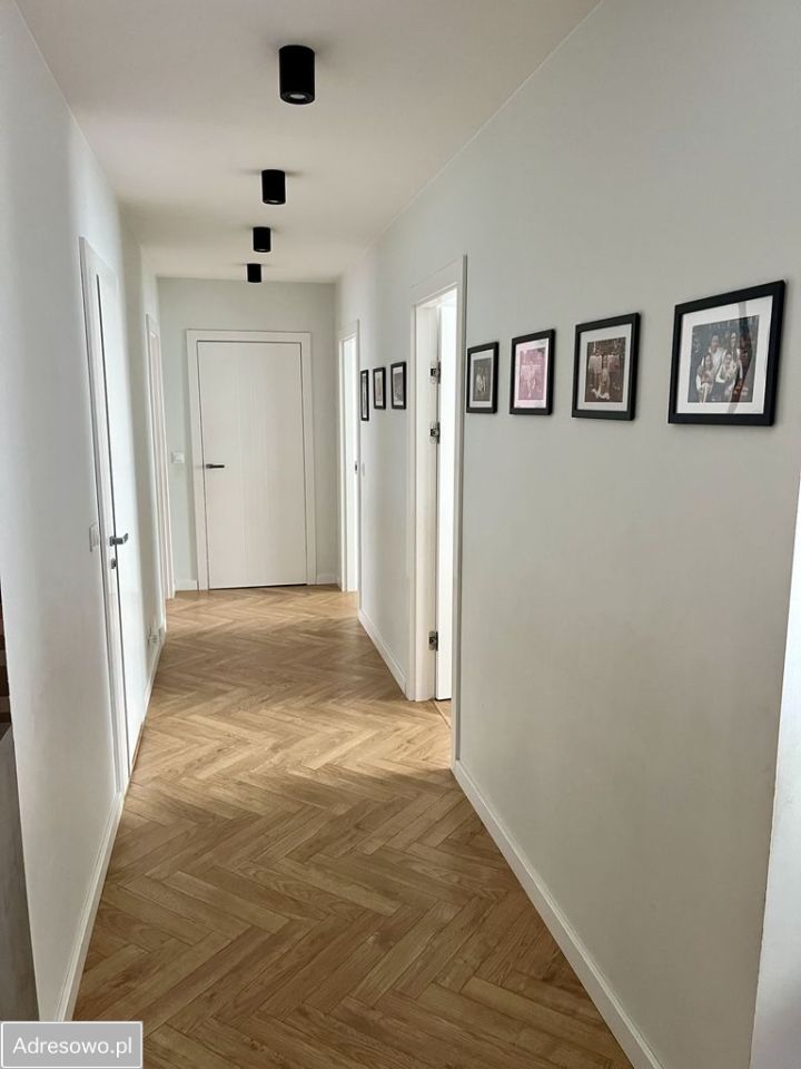 Mieszkanie 4-pokojowe Warzymice. Zdjęcie 2