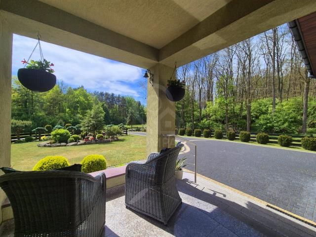 dom wolnostojący, 7 pokoi Mąkoszyce. Zdjęcie 4