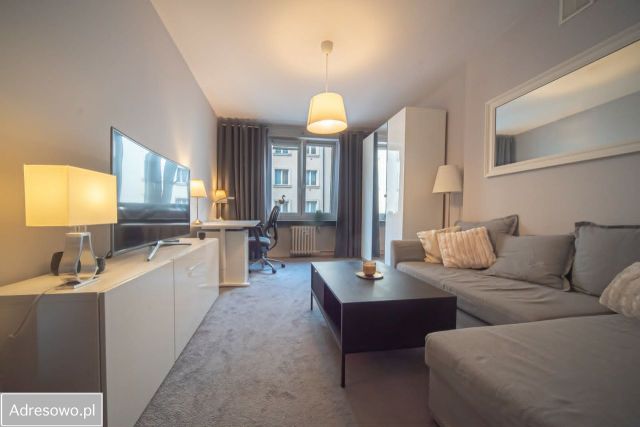 Mieszkanie 2-pokojowe Poznań Stare Miasto, ul. 3 Maja. Zdjęcie 1