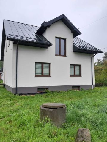 dom wolnostojący, 3 pokoje Biała Niżna. Zdjęcie 1