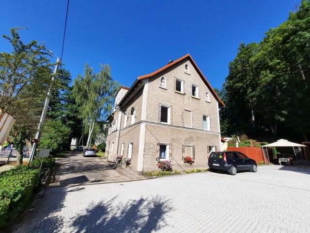 Mieszkanie 4-pokojowe Sokołowsko, Główna. Zdjęcie 1