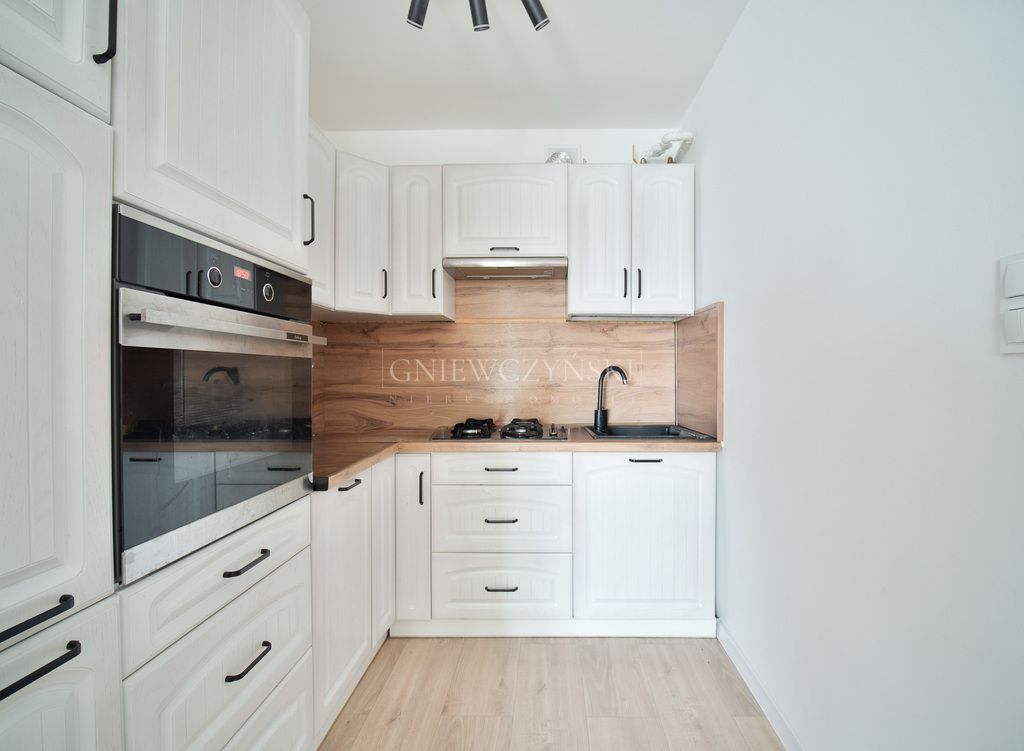 Mieszkanie 3-pokojowe Wrocław Południe, ul. Oficerska. Zdjęcie 4