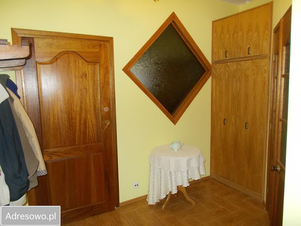 dom wolnostojący, 4 pokoje Izabelin C. Zdjęcie 9